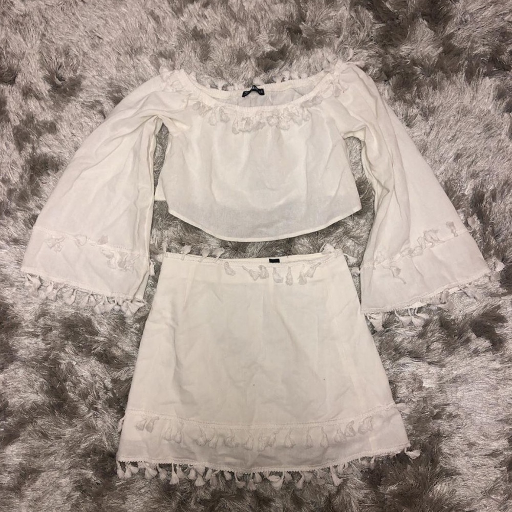 White flowy skirt set